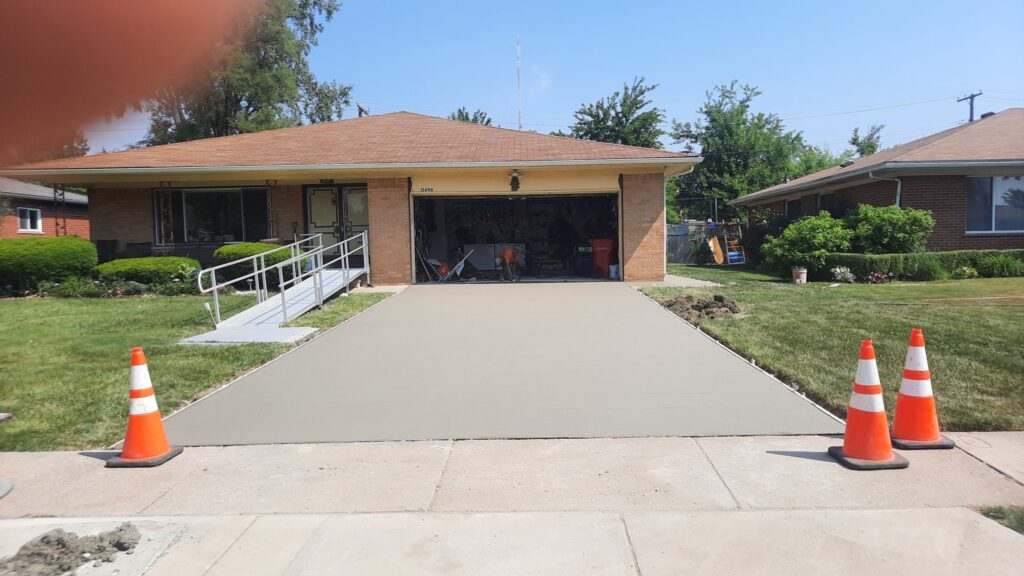 351210873_1236340350585128_1391293173614830541_n